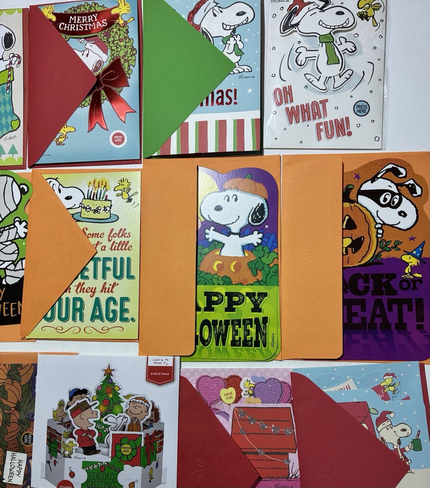 Hallmark Peanuts Snoopy Lot of 33 Cards Some W Light Sound Pop Up Musical Unused