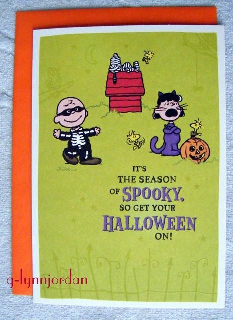 HALLMARK Peanuts Gang Spooky Halloween Greeting Card New (113)