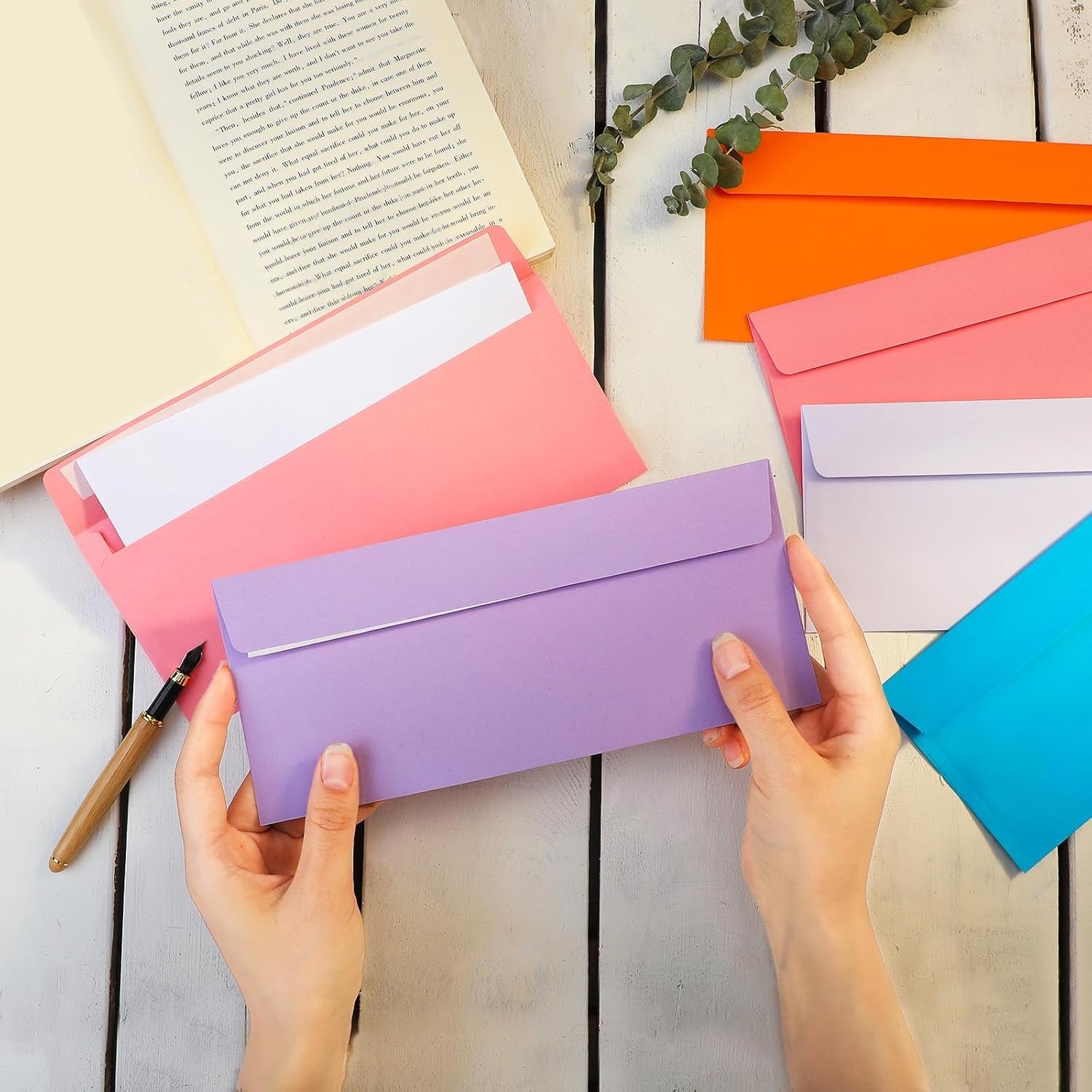 Vibrant 500-Piece Self-Sealing Envelopes – Perfect for Business and Invitations