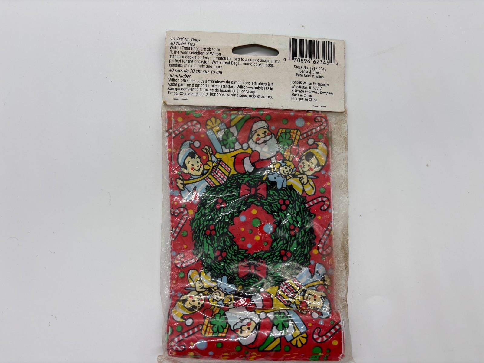 1995 Vintage Wilton Holiday Cheer 40 Count Treat Bags 6” x 4” Santa & Elves