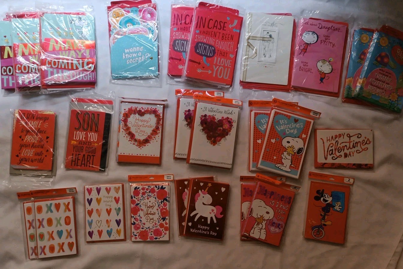 Lot Of New 154 Valentine’s Day Greetings Cards With Envelopes Hallmark /lot2