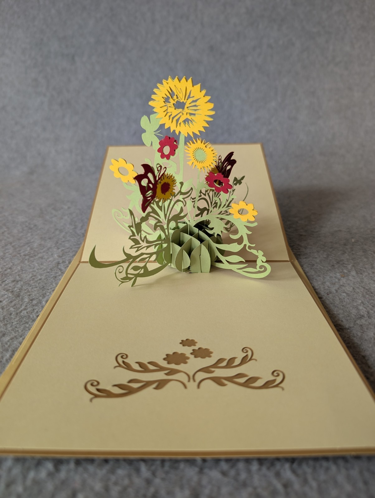 3D Pop Up Sunflowers Card Greeting Blank Inside Friend 6″ X 6″ Beautiful Detail
