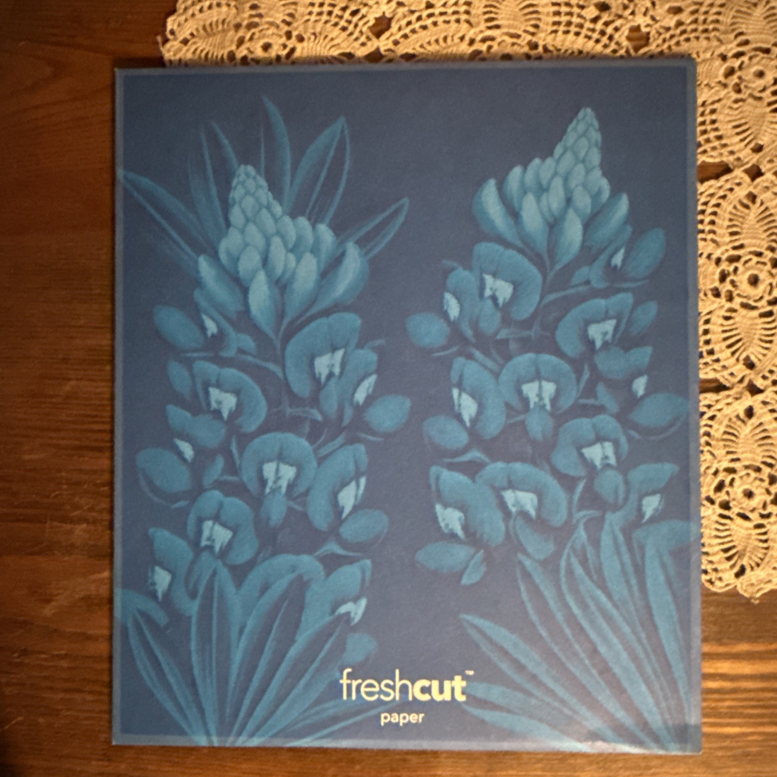 Fresh Cut Paper Tropical Bloom Pop Up Flower Bouquet Card NEW